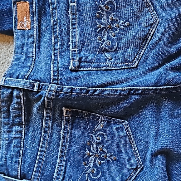 PAIGE Denim - NWT Paige Jeans Laurel Canyon Size 25